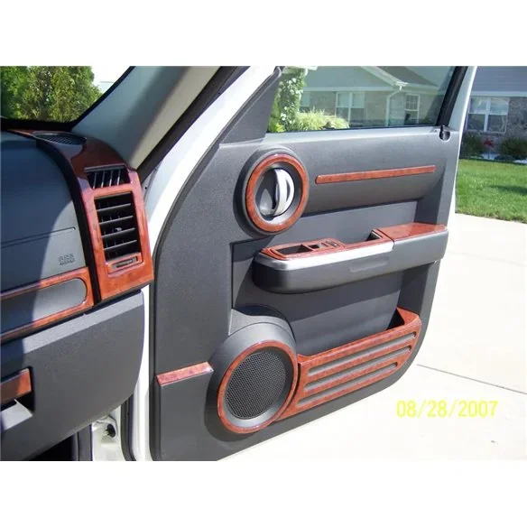 Dodge Nitro 2007-2012 3D dekor palubnej dosky, 74 dielov