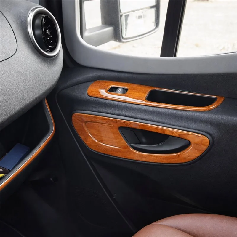 Mercedes-Benz Sprinter W907 2018 3D sada dekorov interiéru palubnej dosky 4-dielna