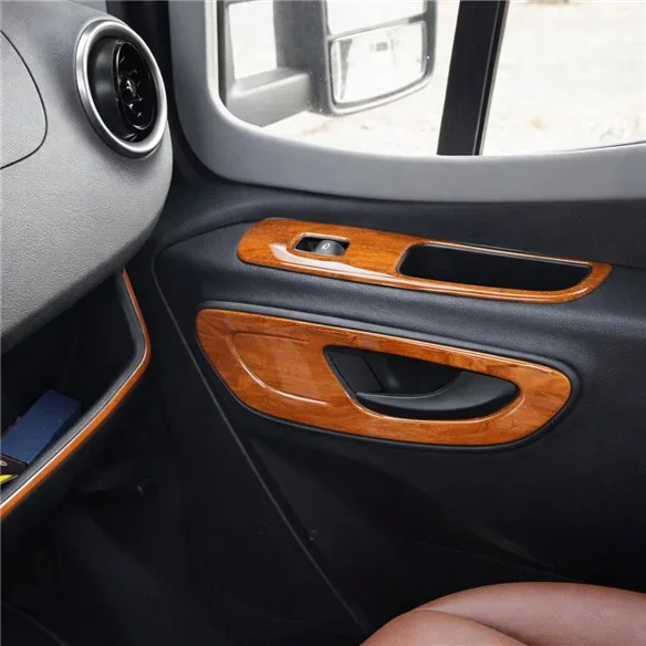 Mercedes-Benz Sprinter W907 2018 3D sada dekorov interiéru palubnej dosky 4-dielna