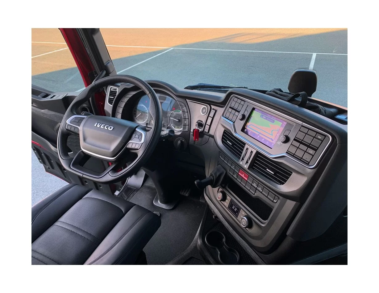IVECO S-WAY 2019 3D súprava obloženia palubnej dosky interiéru WHZ Dekor palubnej dosky 17 dielov - 1