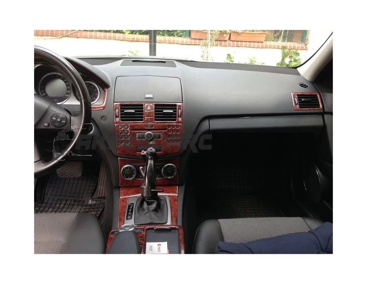 Mercedes C-Class W204 2007–2014 Súprava obloženia palubnej dosky 3D interiéru Dekorácia palubnej dosky 46 dielov - 1