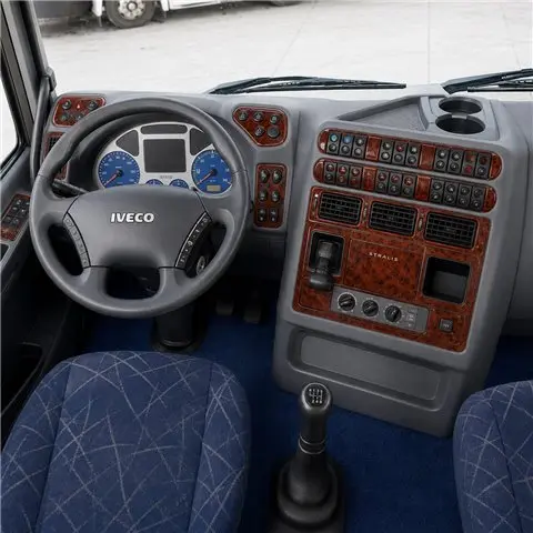 Iveco Stralis 2002-2007 3D dekor palubnej dosky, 73 dielov