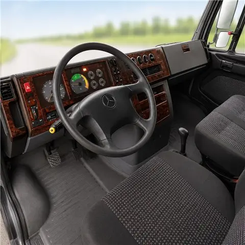 Mercedes 814 Vario 1996+ 3D dekor palubnej dosky, 35 dielov
